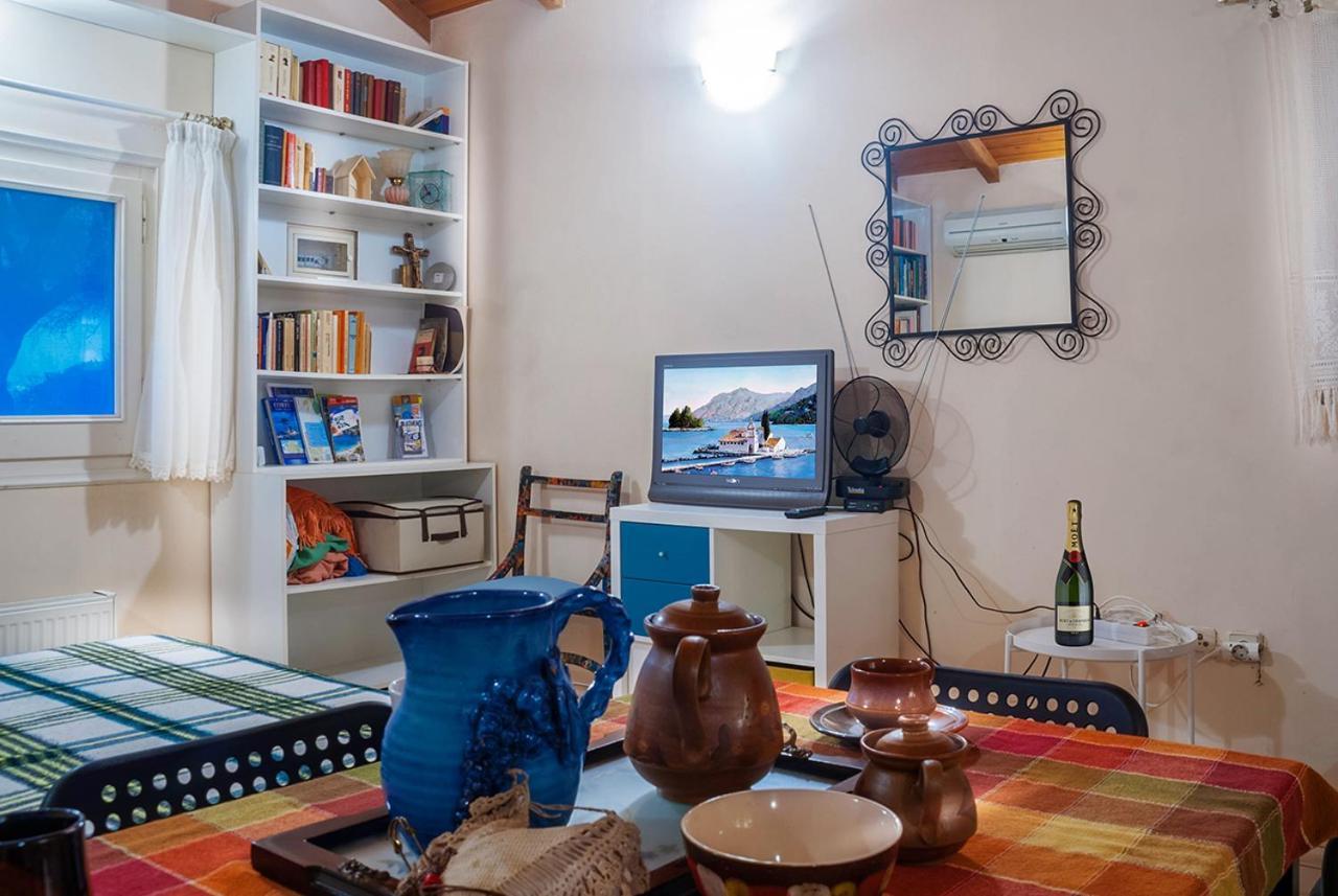 House In The Olive Garden Apartment Agios Ioannis  Bagian luar foto
